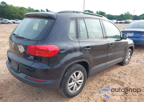 2017 Volkswagen Tiguan 2.0T/2.0T S z USA, uszkodzony, nr VIN WVGBV7AX6HK027679